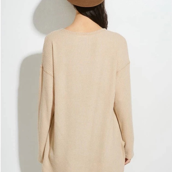 NWT Cowboy Western Waffle Texture Soft Top - Picture 3 of 3